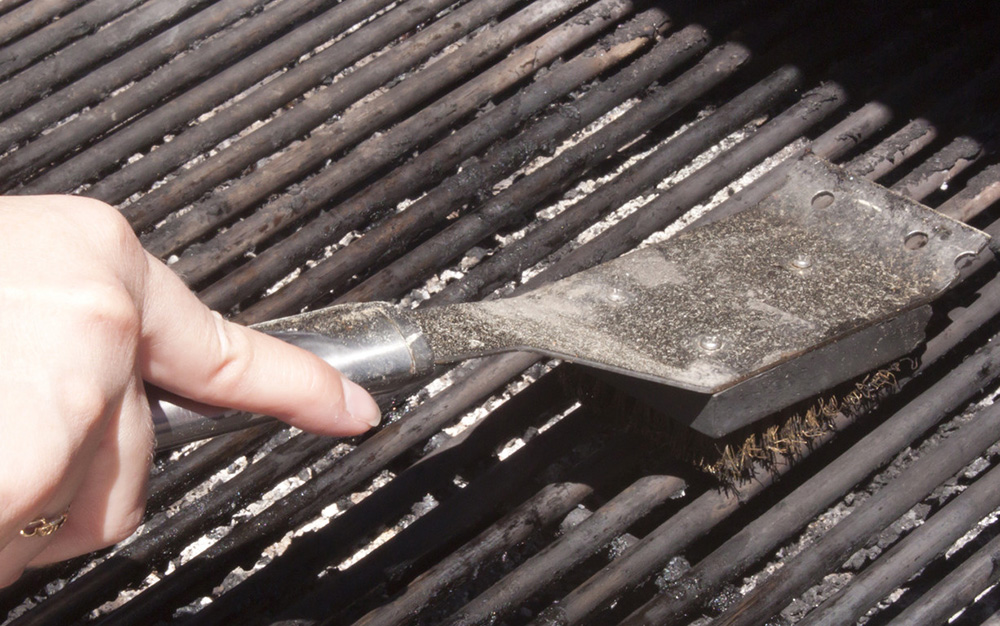 Como limpar grelha de churrasqueira: 5 dicas fáceis para não errar!